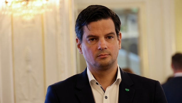 FPÖ-Soziallandesrat Hannes Amesbauer kündigt eine Sozialhilfe-Reform an.