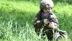Seit 1998 können Frauen Berufssoldatinnen werden.