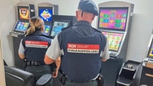 Razzia im Glücksspielmilieu: Auch hier wurden im vergangenen Jahr 186 Automaten wieder abmontiert. (Bild: BMF/FinPol)