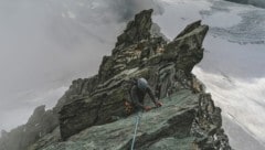 Drei Männer mussten per Heli vom Glockner geborgen werden (Archivfoto). (Bild: Wallner Hannes)