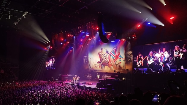 Eine Metalshow, wie sie die Welt noch nicht gesehen hat: Iron Maiden beim „Run For Your Lives“-Tourauftakt in Budapest.