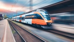SNCF – der französische Bahnbetreiber – hat einen Großauftrag nach OÖ vergeben.