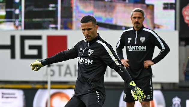 Während Stammtorhüter Dejan Stojanovic den Altachern erhalten bleibt, verabschiedet sich Tormanntrainer Ramazan „Rambo“ Özcan nach nur einer Saison wieder aus dem Rheindorf.