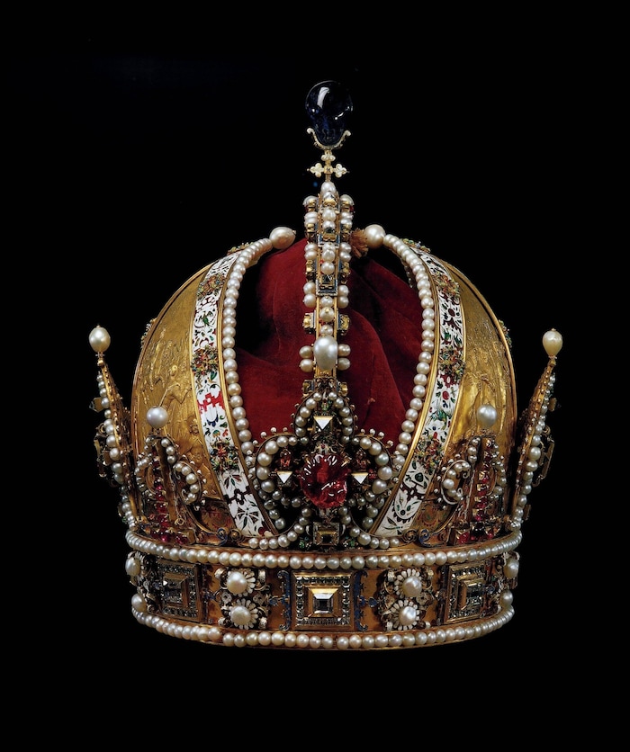 Die Krone des österreichischen Kaisertums: Symbol kaiserlicher Macht