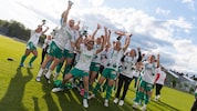 Einen Titel durften die Rapidlerinnen heuer schon bejubeln – heute soll der WFV-Cup folgen (Bild: SK Rapid|Widner)