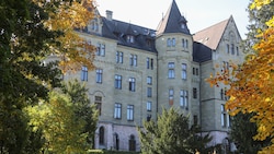 Das Pflegeheim Schloss Cumberland in Gmunden sperrt zu.  (Bild: Matthias Lauber/laumat.at)