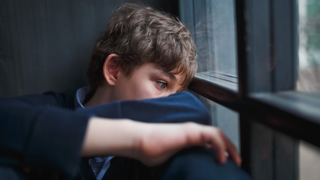 Der junge Tiroler befindet sich nach wie vor in Therapie. (Symbolfoto)