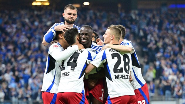 Der HSV ist zurück in der deutschen Bundesliga und möchte sich in Vorarlberg auf die ...