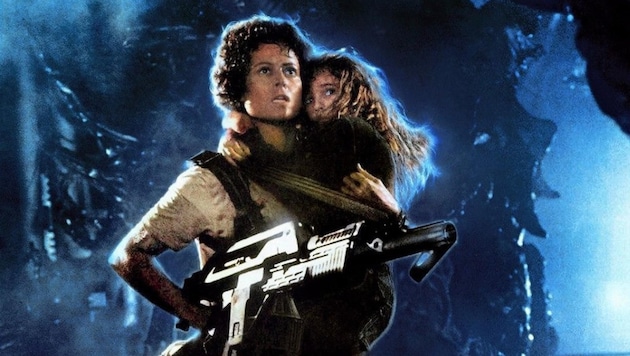 Sigourney Weaver in „Aliens – Die Rückkehr“: Der Kultfilm aus dem Jahr 1986 spielt in der fernen Zukunft – und die unterscheidet sich in vielen Punkten von jenen Zukunftsszenarien, die wir heute entwerfen würden. 