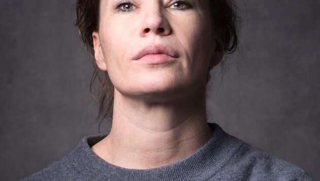 Birgit Minichmayr ist bekannt für eine intensive Bühnenpräsenz