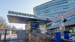 Die Salzburger Landeskliniken sind Arbeitgeber für insgesamt rund 7300 Menschen. (Bild: Markus Tschepp)