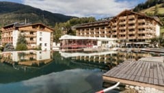 Im 5-Sterne-Thermenhotel Pulverer könnten Sie mit etwas Glück das Musi-Wochenende verbringen. (Bild: zvg)