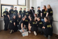 Serie von FH-Studenten und Absolventen feiert mit humorvollem Tabubruch derzeit Streaming- ...