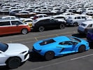 Deutsche Autobauer wie Volkswagen arbeiten derzeit an einem Zoll-Deal mit dem US-Handelsministerium. (Bild: AFP/INA FASSBENDER)
