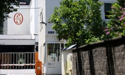 Das nunmehr geschlossene Schoko-Werk in Grödig. Die Mozartkugel rollt längst anderswo.