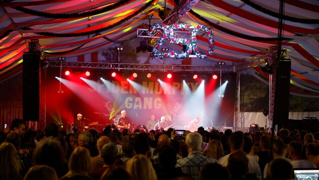 Die Kultband Spider Murphy Gang spielte zum Jubiläum in Oberndorf auf.