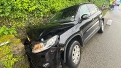 Das Unfallfahrzeug wurde erheblich beschädigt.