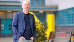 Sigi Atteneder leitet die Studienrichtung Architektur an der Linzer Kunstuni. (Bild: Horst Einöder/Flashpictures)