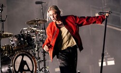 Seit knapp einem Jahr steht Emily Armstrong als Nachfolgerin von Chester Bennington als Sängerin ...