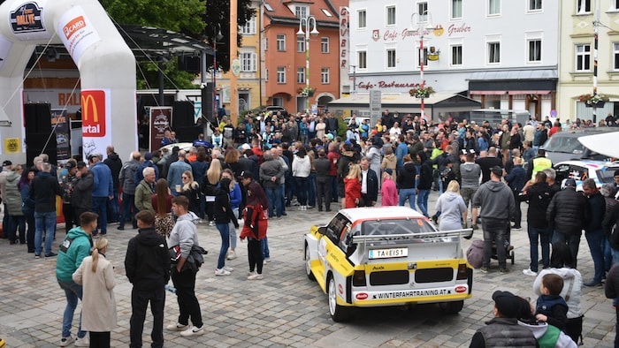 Am Judenburger Hauptplatz wird am Samstag die Post abgehen