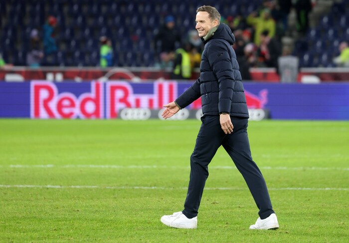 Könnte bald wieder über einen neuen Job jubeln: Pep Lijnders.