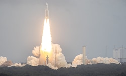 Start der ESA-Mission Juice am 14. April 2023 vom Kourou in Französisch-Guayana, um die Eismonde ...