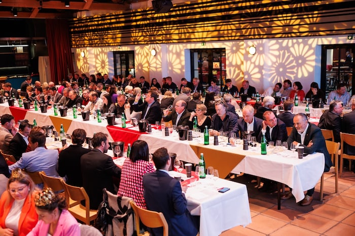 Die glorreichen Kostproben mit den höchsten Punkten in den Kategorien eins und sechs werden im Jahr 2026 zu den offiziellen ÖFB-Weinen, die bei jedem Heimspiel im VIP-Klub zu genießen sind.
