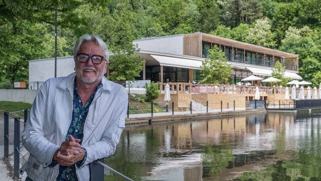 Florian Bollen vor dem „Thaler See Garten“.