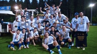 Der Zug hat keine Bremse: Velden feierte ausgelassen den Titel.