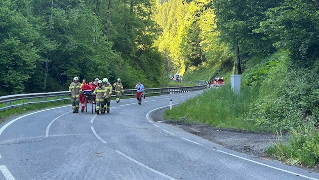 Die Feuerwehr Dienten war beim Unfall auf der L216 im Einsatz.