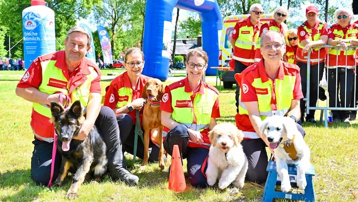 Die Hundestaffel des Sameriterbundes.