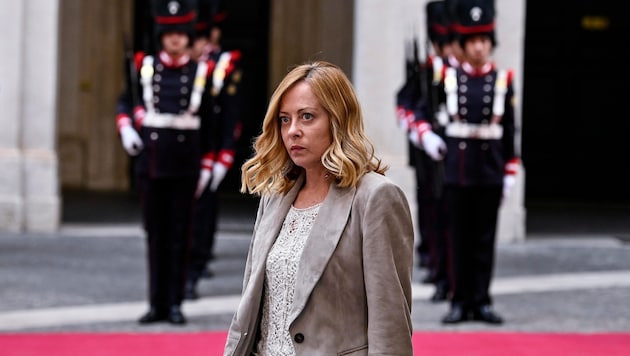 Premierministerin Girogia Meloni sorgt sich um ihre achtjährige Tochter und ruft zu einem gemeinsamen Kampf gegen Hass im Netz auf.