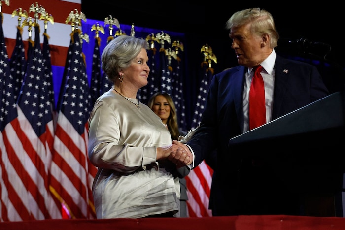 Susie Wiles und Donald Trump: Die Stabschefin hat auch den Wahlkampf des US-Präsidenten organisiert.
