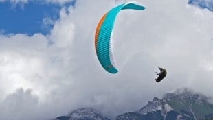 Mit Paragleitern kommt es immer wieder zu gefährlichen Situationen. (Bild: Birbaumer Christof)
