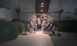 In der Nacht auf Sonntag mussten die 52 Kinder in das vom Krieg gebeutelte Land zurückkehren – ...