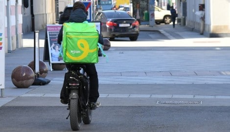 Essenslieferungen bleiben von der neuen Paketsteuer verschont, die Zusteller müssen allerdings ...