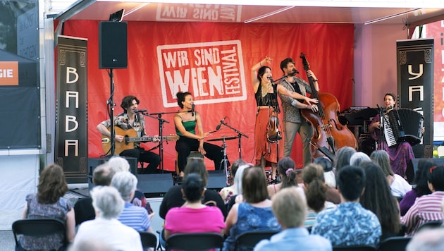 Jeder Bezirk darf an „seinem“ Tag zeigen, was er kann. Die Open-Air- Termine eignen sich perfekt für laue Abende.