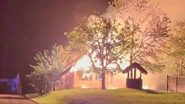 Das ehrwürdige Kulturjuwel ging in Flammen auf.