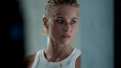 Jeanne Goursaud spielt in „Exterritorial“ die Hauptrolle.