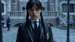 Jenna Ortega wird auch für eine dritte Staffel von „Wednesday“ zurückkehren.