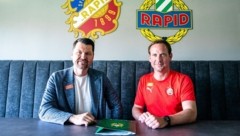 Thomas Sageder (re.) und Rapid-Sportchef Markus Katzer
