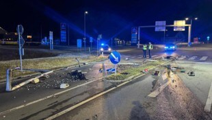 Die Ampelanlage war nach dem Crash komplett zerstört.