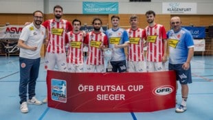 Stella Rossa feierte den Cuptitel – Trainer Aleks Ristovski (li.) wird nun operiert.