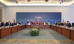 Am Mittwochabend nehmen Vertreterinnen und Vertreter aus Russland und der Ukraine wieder ...
