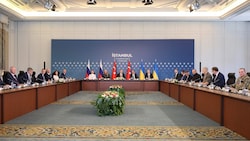 Am Mittwochabend nehmen Vertreterinnen und Vertreter aus Russland und der Ukraine wieder ...