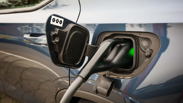 Großer Wirbel um die neu eingeführte motorbezogene Steuer für E-Autos