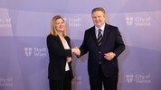 Bürgermeister Michael Ludwig (SPÖ) und Vizebürgermeisterin Bettina Emmerling (Neos) stellen ...