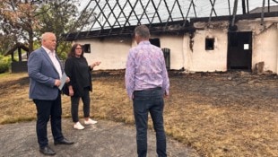 Lokalaugenschein. Bürgermeister Andreas Grandits, Vizebürgermeisterin Sandra Kirisits und ...