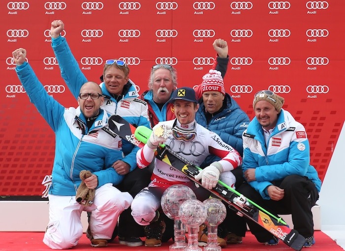 Alexander Fröis (r.) gehörte jahrelang zum engsten Team um Marcel Hirscher.
