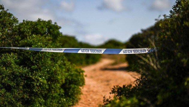Das Gebiet wurde weiträumig abgesperrt. (Bild: AFP/PATRICIA DE MELO MOREIRA) Das Gebiet wurde weiträumig abgesperrt. (Bild: AFP/PATRICIA DE MELO MOREIRA)